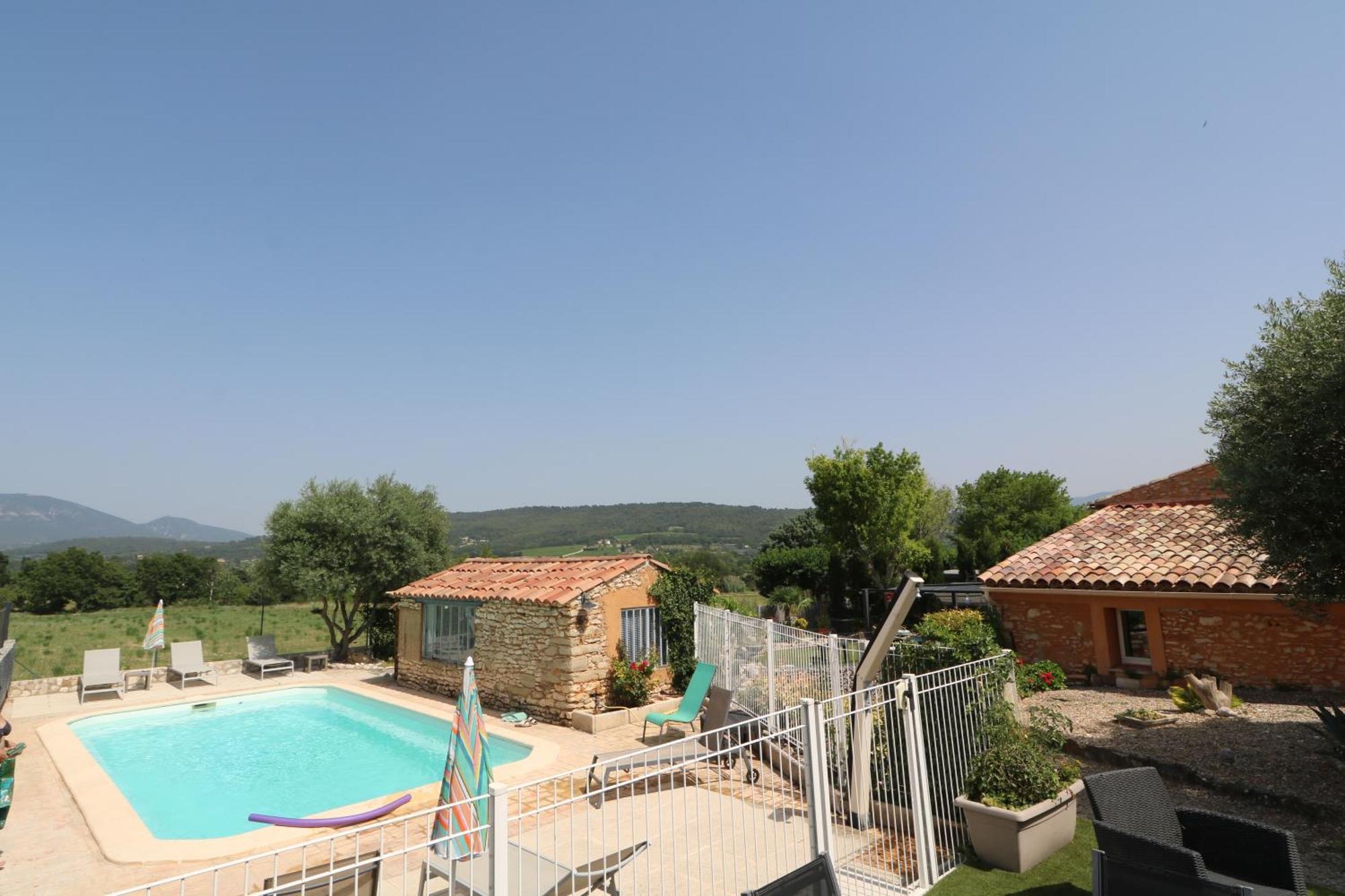 Gite De Charme Avec Piscine Dans Le Luberon Au Domaine Artemiss Villa Apt Buitenkant foto