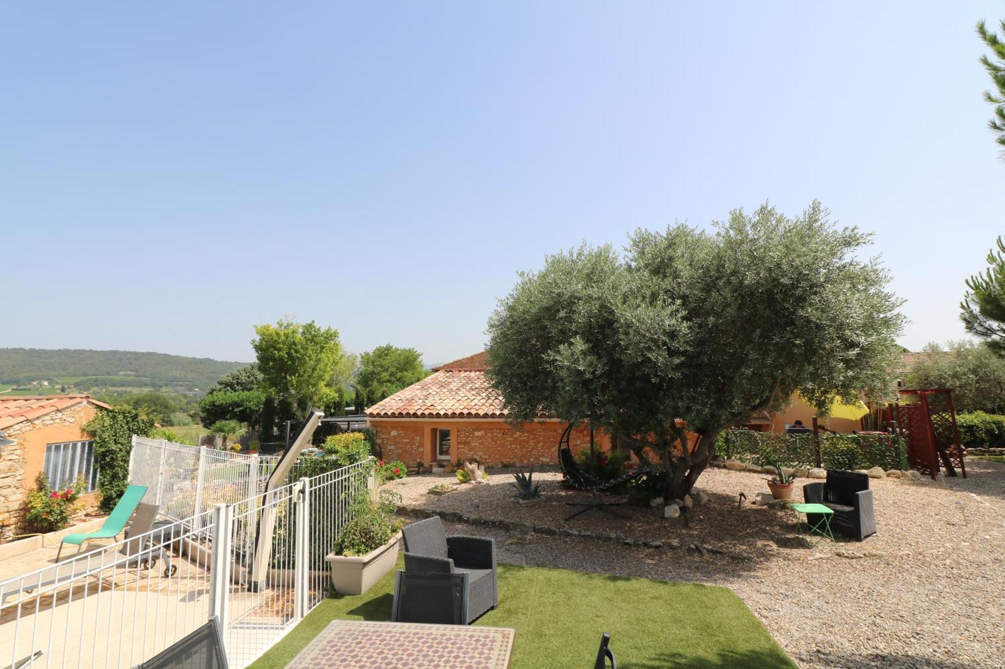 Gite De Charme Avec Piscine Dans Le Luberon Au Domaine Artemiss Villa Apt Buitenkant foto