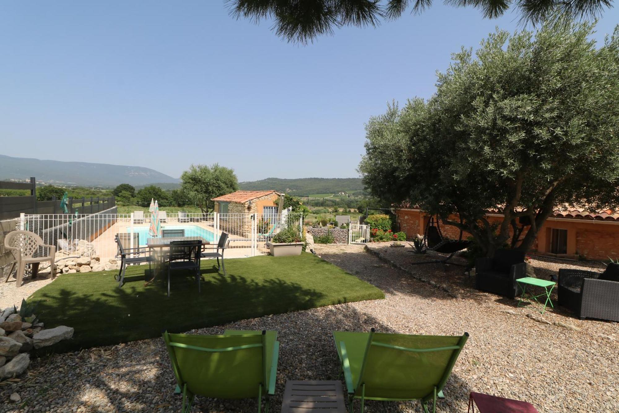 Gite De Charme Avec Piscine Dans Le Luberon Au Domaine Artemiss Villa Apt Buitenkant foto